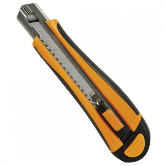 Fiskars Pengekés, Nagy Teherbírású, 18mm, 5 db pengével